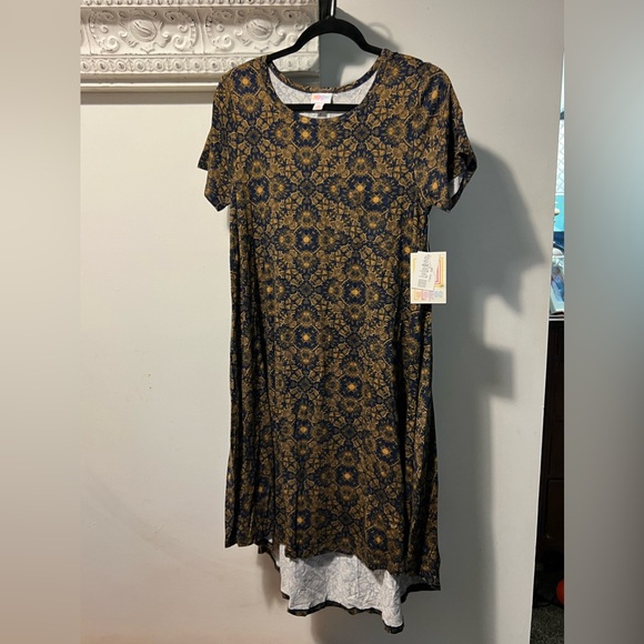 LuLaRoe NWT Carly Dress - Picture 1 of 1